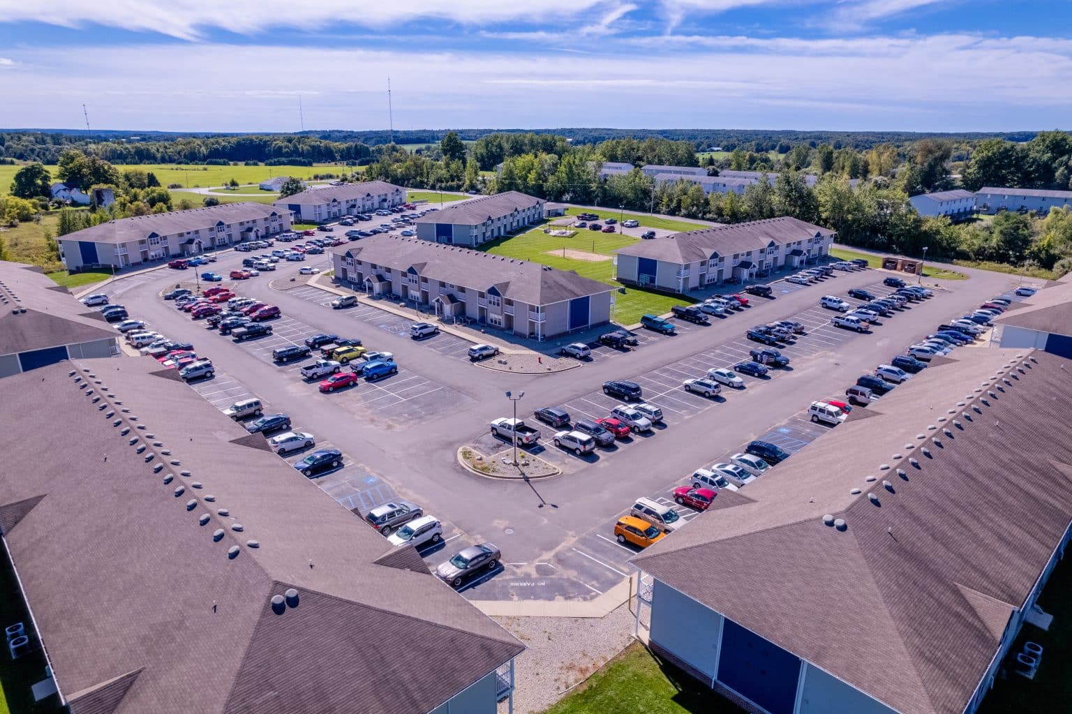 College Town Student Apartments In Big Rapids MI